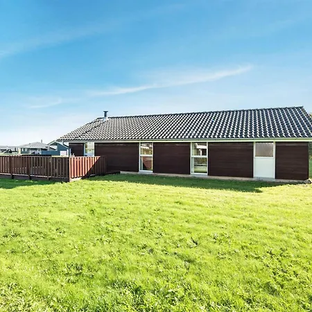 Alexis - 250m From The Sea By Interhome Feriehus