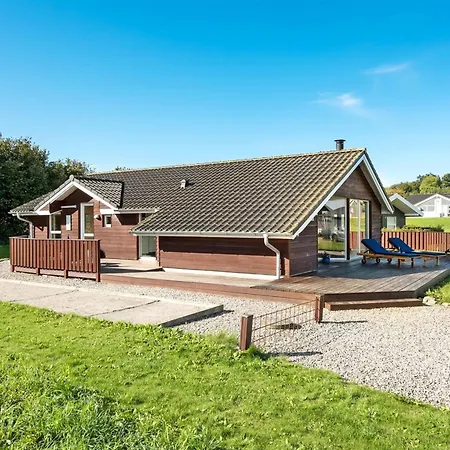 Alexis - 250m From The Sea By Interhome 诺德堡