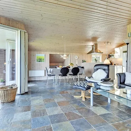 Alexis - 250m From The Sea By Interhome 诺德堡