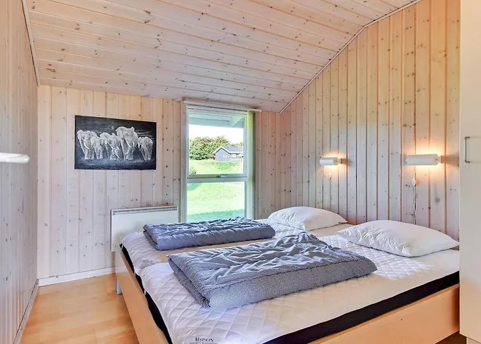 Alexis - 250m From The Sea By Interhome *